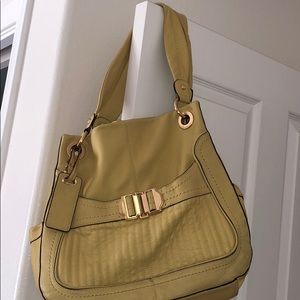 Women’s B. Makowsky mustard yellow purse